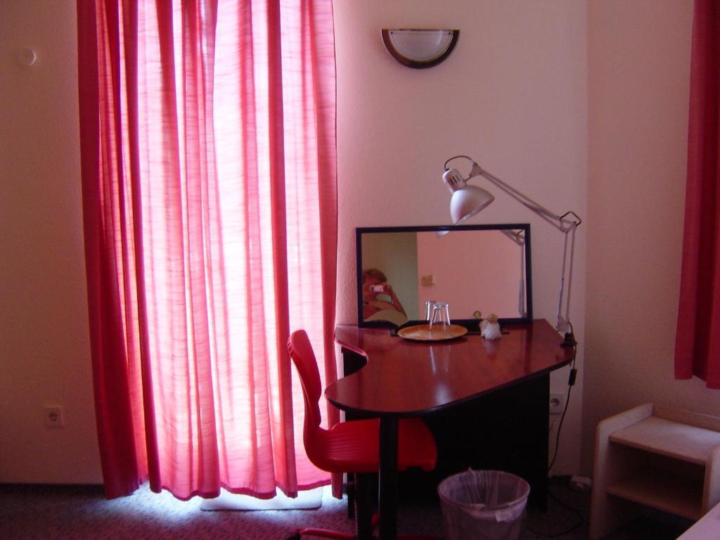 Belle Fleur Panzio Bed & Breakfast บูดาเปสต์ ภายนอก รูปภาพ