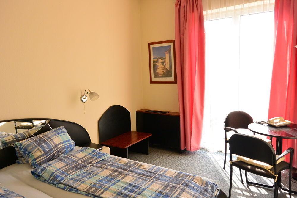 Belle Fleur Panzio Bed & Breakfast บูดาเปสต์ ภายนอก รูปภาพ